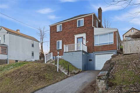 Photo of 1922 Trimble Ave, Mckeesport, PA 15133 (MLS # 1736669)