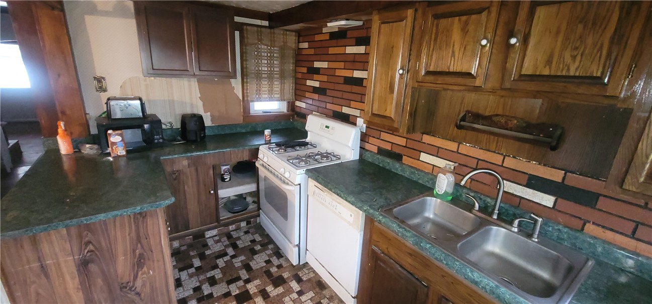 817 Crest Ave Ave, Charleroi Boro, Kentucky image 7