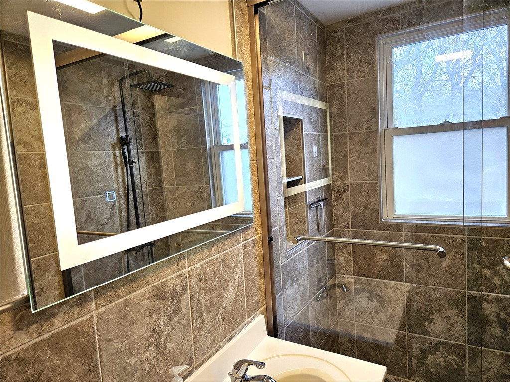 Indiana Boro - Ind, Pennsylvania 15701, United States, 2 Bedrooms Bedrooms, ,2 BathroomsBathrooms,Residential,Active,95371