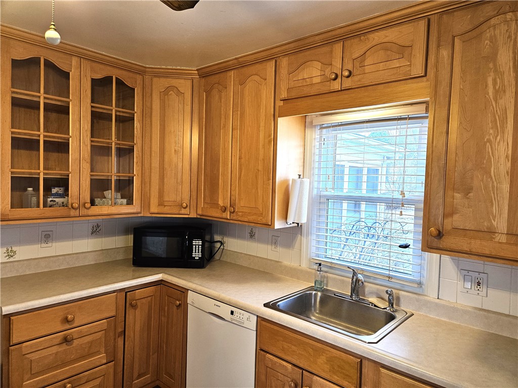 Indiana Boro - Ind, Pennsylvania 15701, United States, 2 Bedrooms Bedrooms, ,2 BathroomsBathrooms,Residential,Active,95371