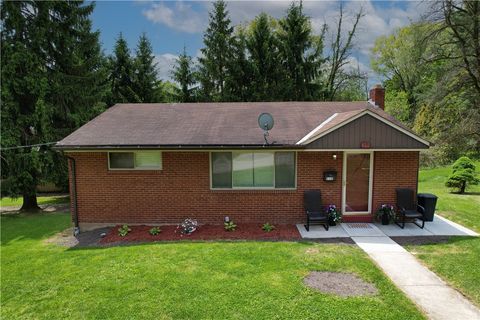 Photo of 112 Lennox Dr, Pittsburgh, PA 15235 (MLS # 1752941)