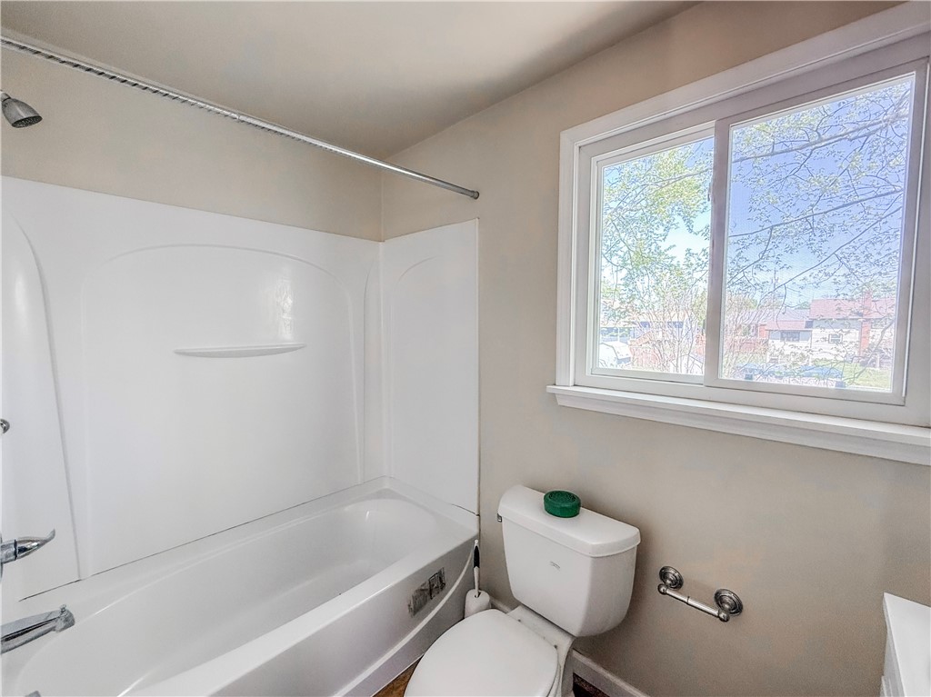 2103 Oriole Drive Dr, Aliquippa, Pennsylvania image 16