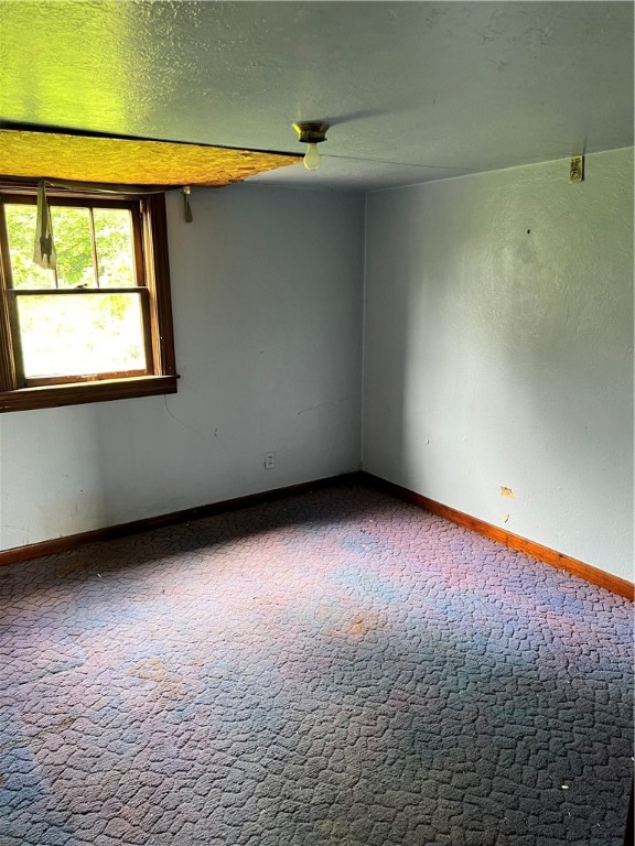 805 Patterson Ave Ave, Jeannette, Pennsylvania image 14