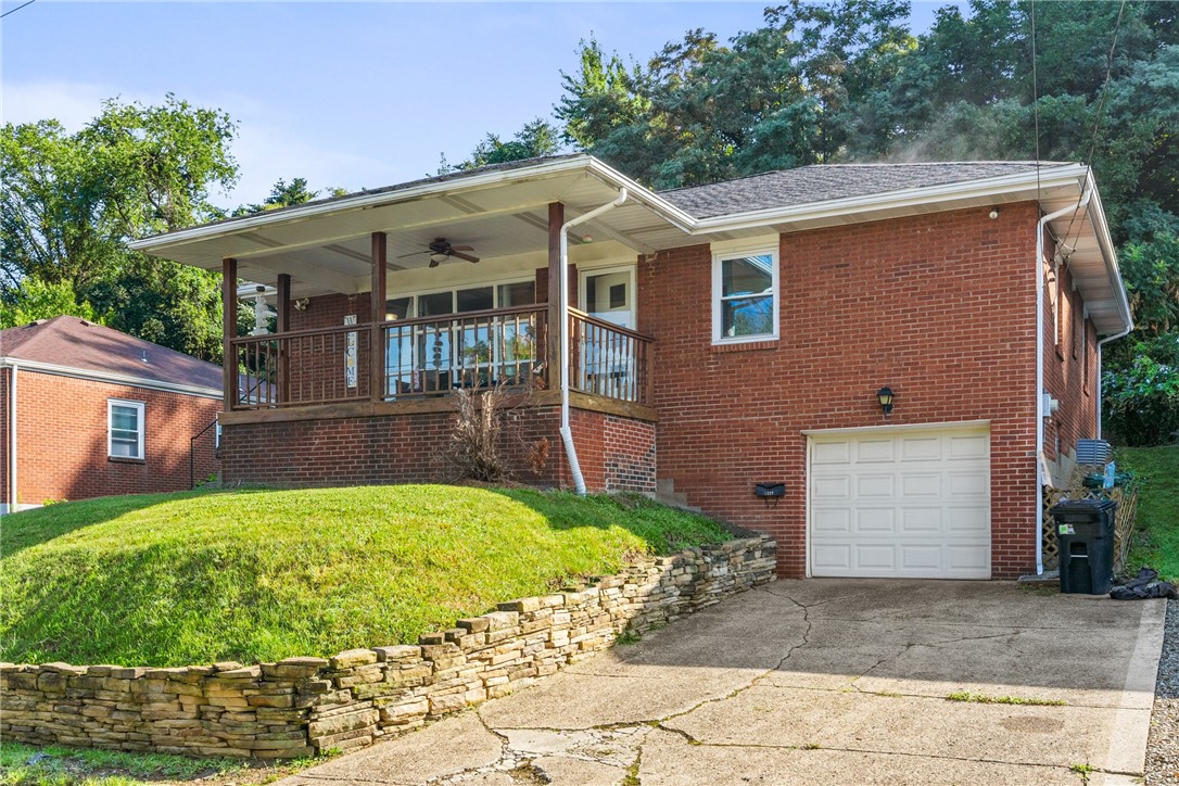 1321 Clearview Ave, White Oak, Pennsylvania image 2