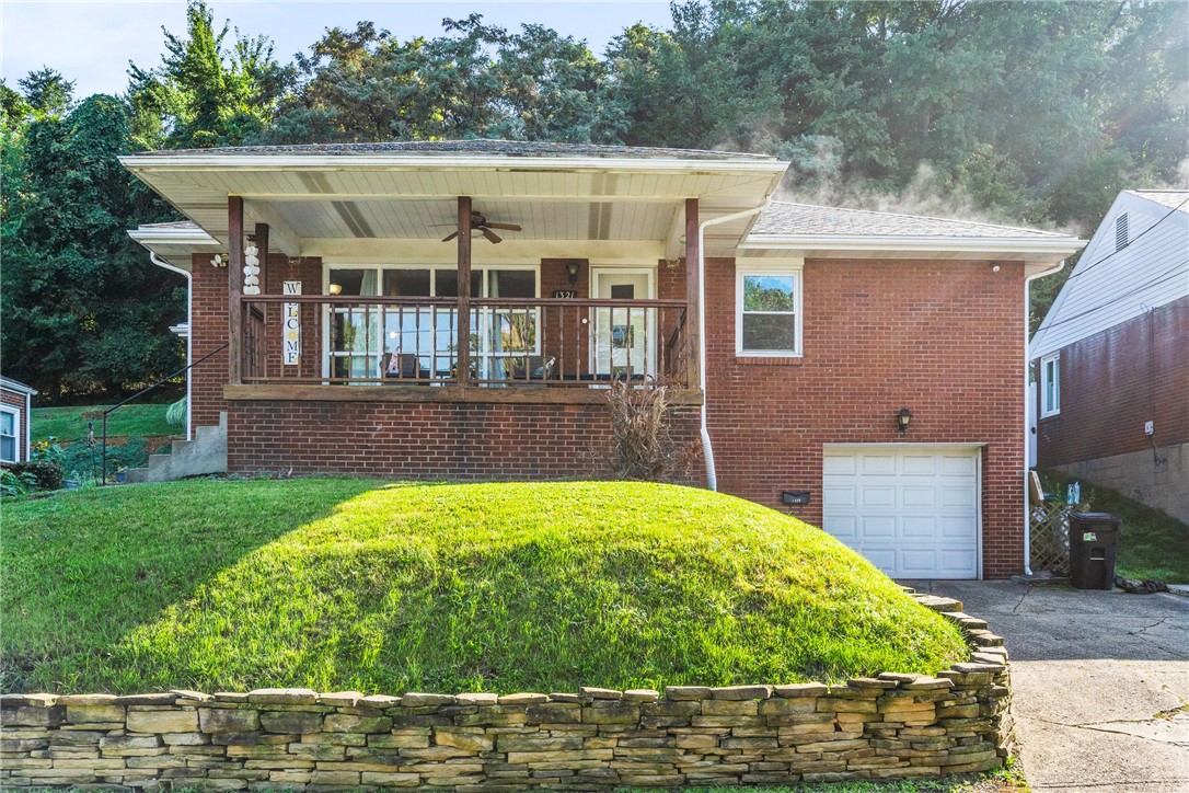 1321 Clearview Ave, White Oak, Pennsylvania image 1