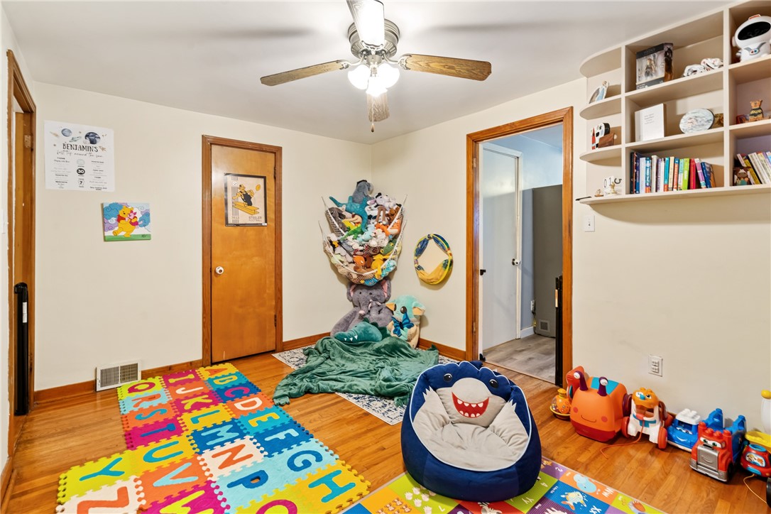 1321 Clearview Ave, White Oak, Pennsylvania image 14