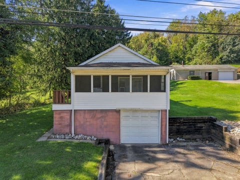 Homes For Sale - 1308 Butler Road<br/> Springdale Twp, PA 15144