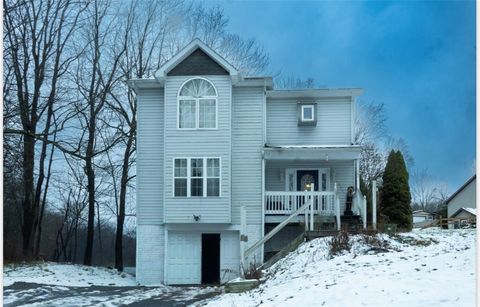 Photo of 2036 William Flynn Hwy, Butler, PA 16001 (MLS # 1733495)