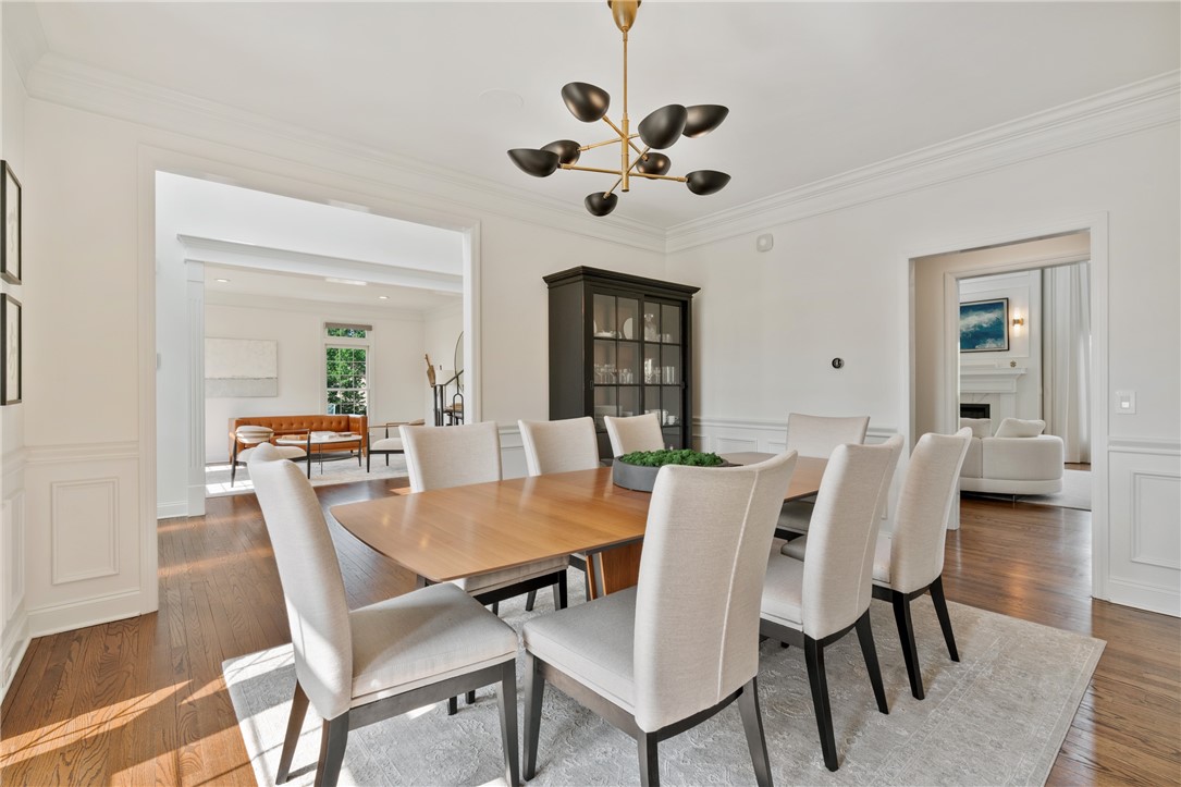 204 Fieldgate Dr