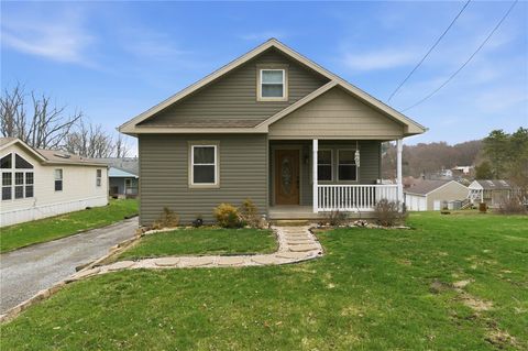 Photo of 3703 52nd St, New Brighton, PA 15066 (MLS # 1743704)