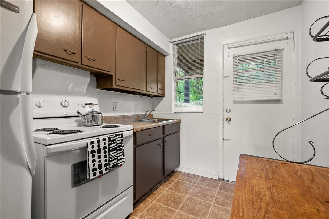 Greenfield, Pennsylvania 15217, United States, 1 Bedroom Bedrooms, ,1 BathroomBathrooms,Residential,Active,151465
