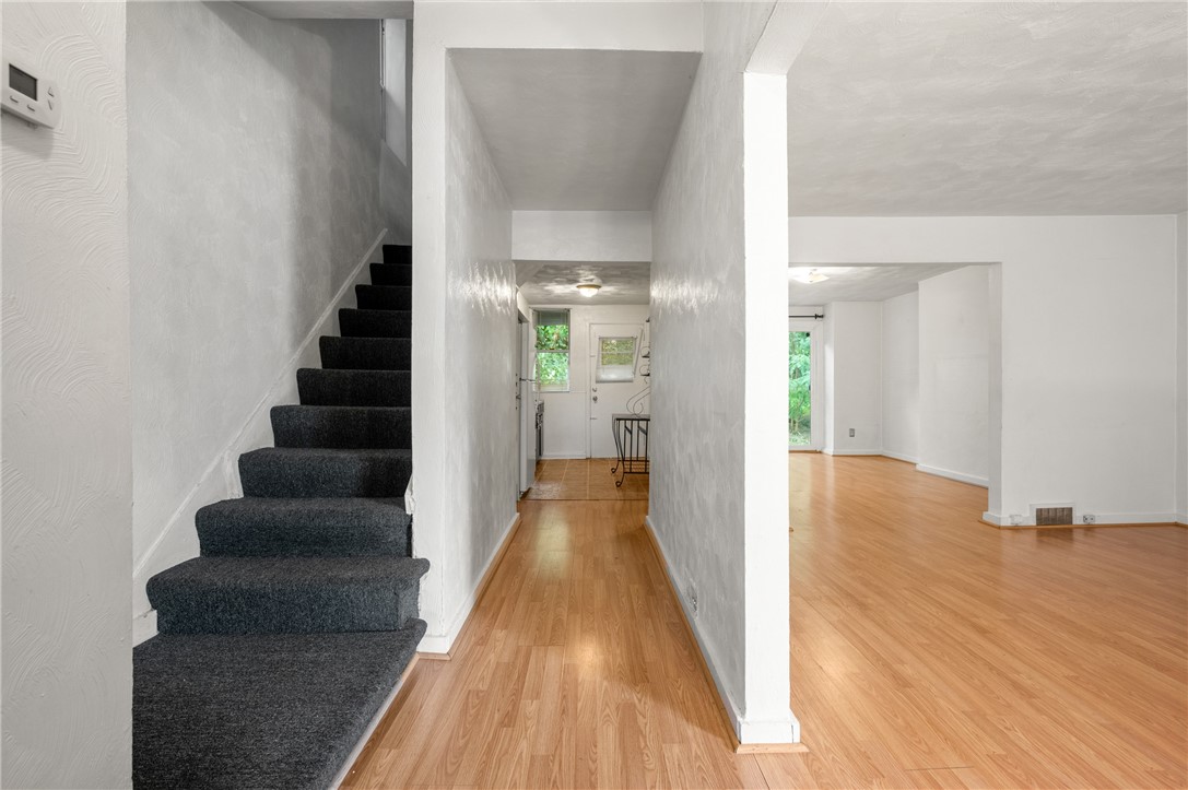 Greenfield, Pennsylvania 15217, United States, 1 Bedroom Bedrooms, ,1 BathroomBathrooms,Residential,Active,151465