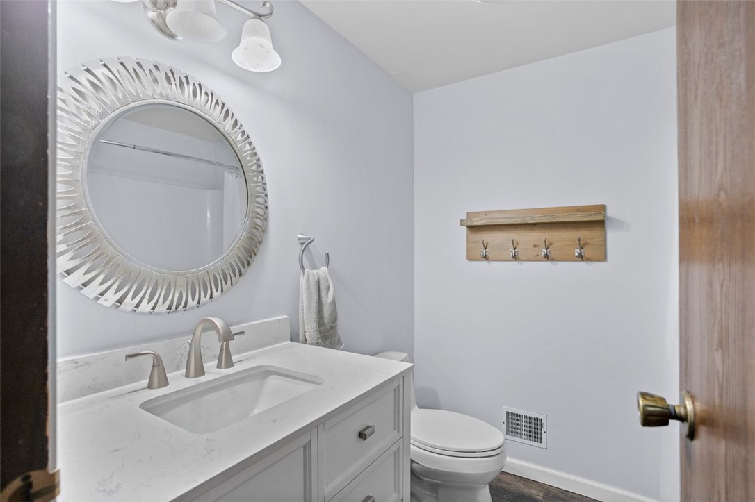 Murrysville, Pennsylvania 15626, United States, 3 Bedrooms Bedrooms, ,3 BathroomsBathrooms,Residential,Contingent,180987