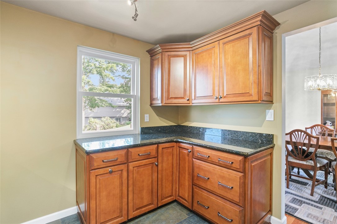 Murrysville, Pennsylvania 15626, United States, 3 Bedrooms Bedrooms, ,3 BathroomsBathrooms,Residential,Contingent,180987