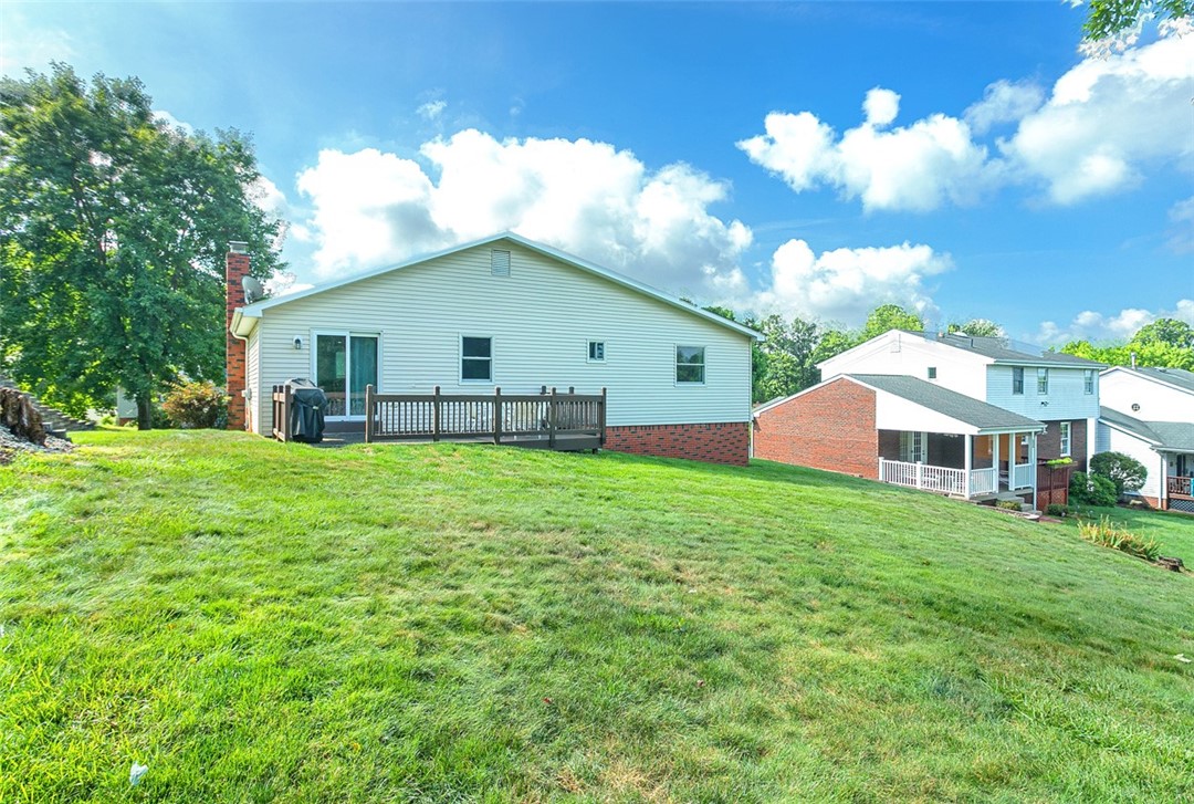 Murrysville, Pennsylvania 15626, United States, 3 Bedrooms Bedrooms, ,3 BathroomsBathrooms,Residential,Contingent,180987