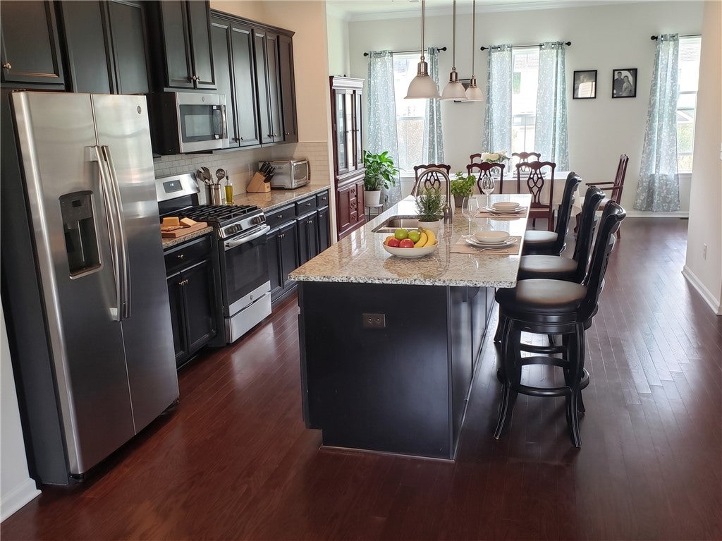 3018 Mahican Cir