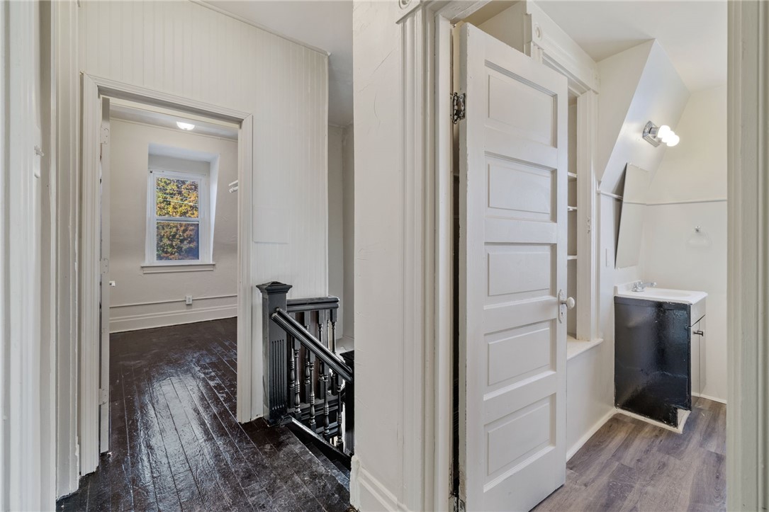 Spring Hill, Pennsylvania 15212, United States, 4 Bedrooms Bedrooms, ,1 BathroomBathrooms,Residential,Active,239882