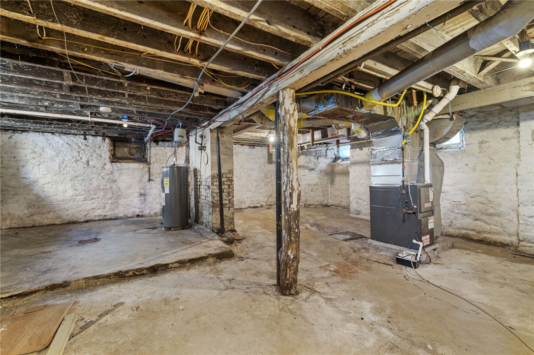 Spring Hill, Pennsylvania 15212, United States, 4 Bedrooms Bedrooms, ,1 BathroomBathrooms,Residential,Active,239882