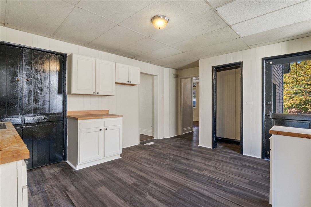 Spring Hill, Pennsylvania 15212, United States, 4 Bedrooms Bedrooms, ,1 BathroomBathrooms,Residential,Active,239882