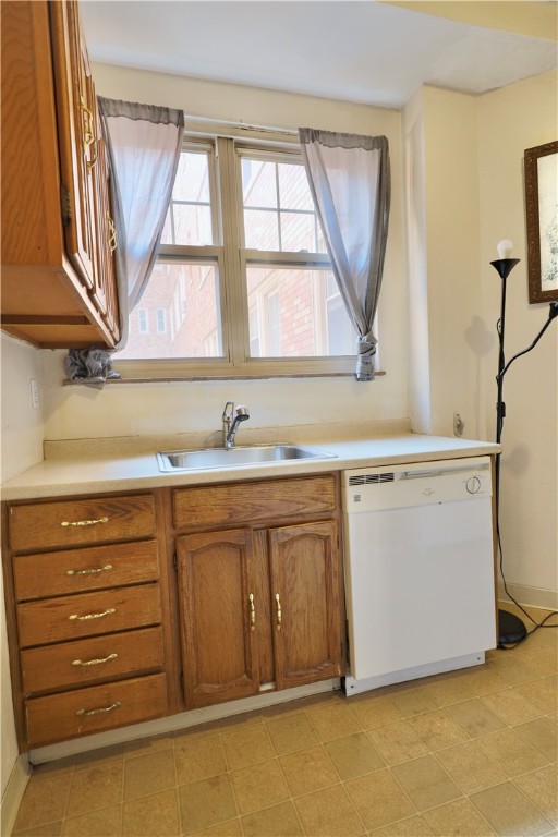 Oakland, Pennsylvania 15213, United States, 2 Bedrooms Bedrooms, ,1 BathroomBathrooms,Residential,Active,181455