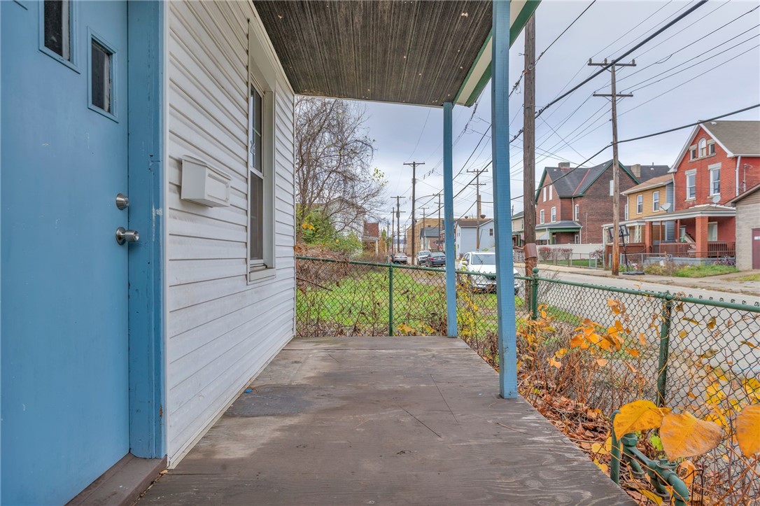 826 Washington Ave, Braddock, Pennsylvania image 2