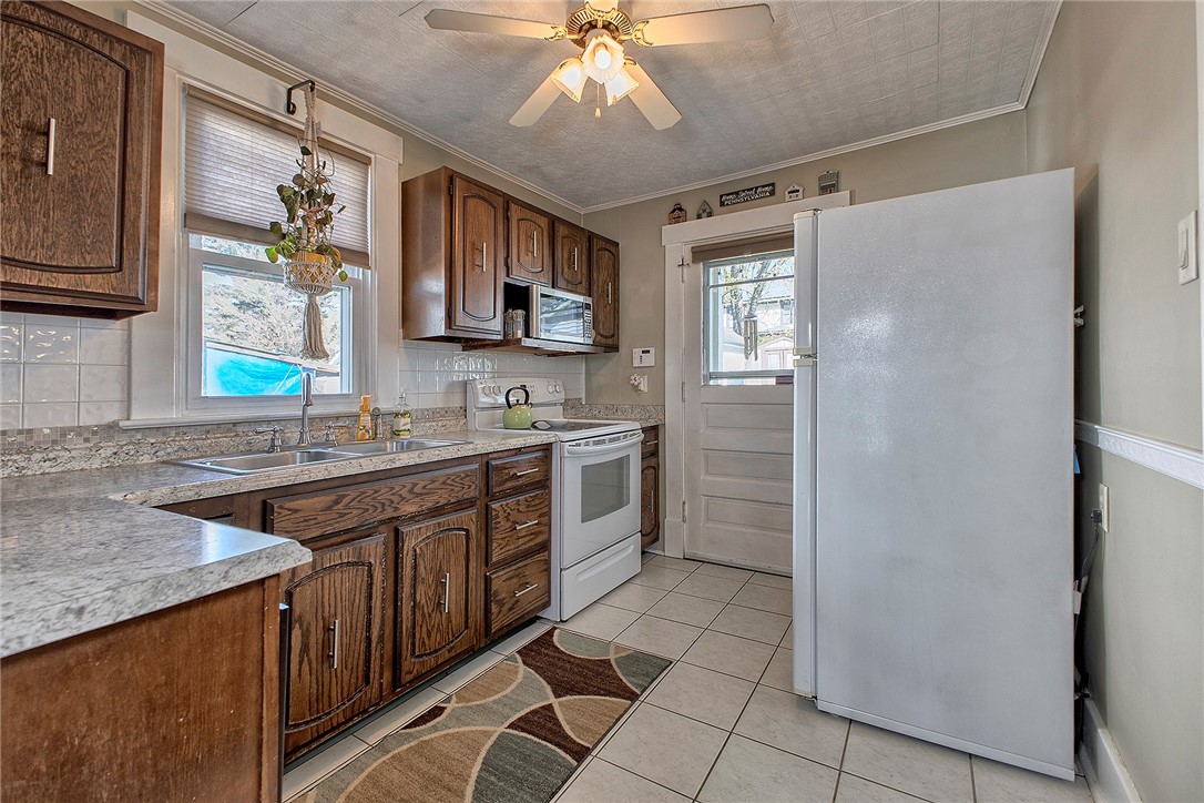 411 Lafferty St St, Jeannette, Pennsylvania image 10