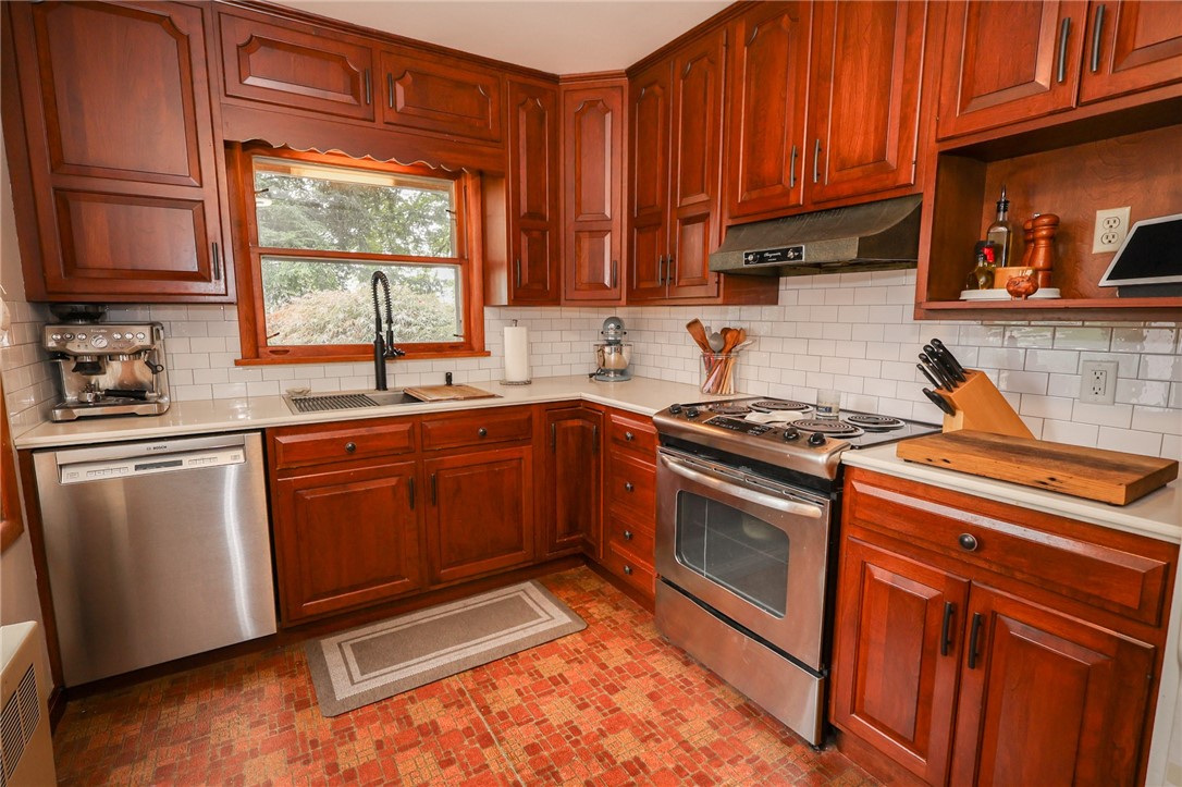 Grove City Boro, Pennsylvania 16127, United States, 2 Bedrooms Bedrooms, ,3 BathroomsBathrooms,Residential,Active,228131