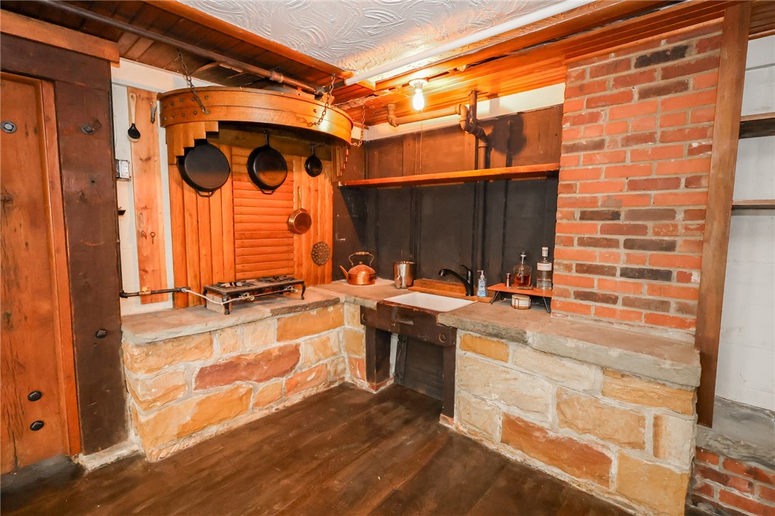 Grove City Boro, Pennsylvania 16127, United States, 2 Bedrooms Bedrooms, ,3 BathroomsBathrooms,Residential,Active,228131