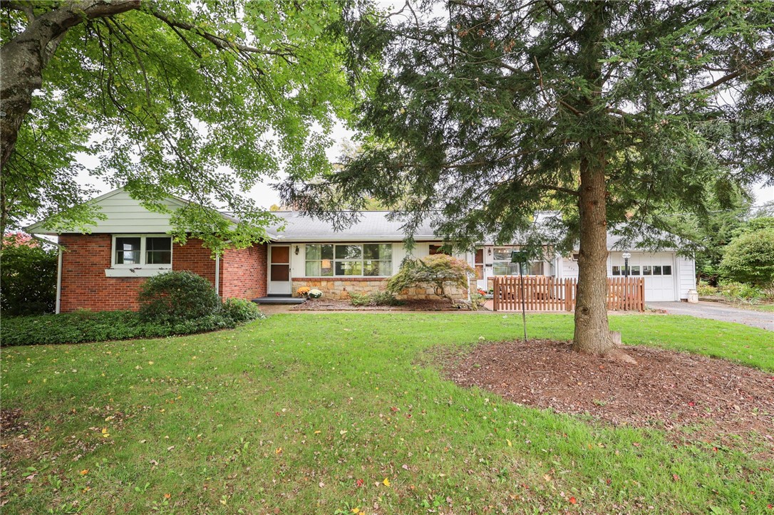 Grove City Boro, Pennsylvania 16127, United States, 2 Bedrooms Bedrooms, ,3 BathroomsBathrooms,Residential,Active,228131