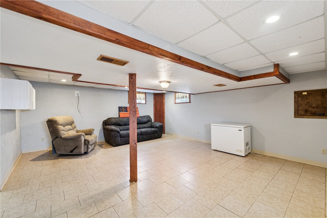63 Howard St St, Latrobe, Pennsylvania image 22