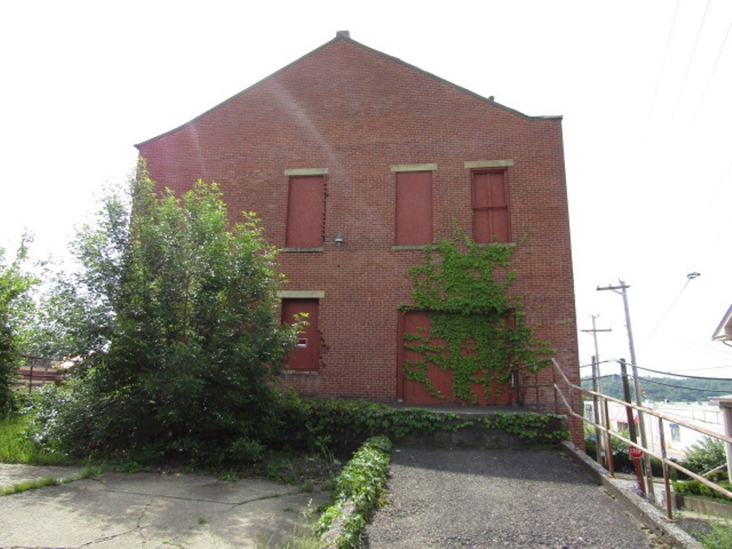 170 W Madison St