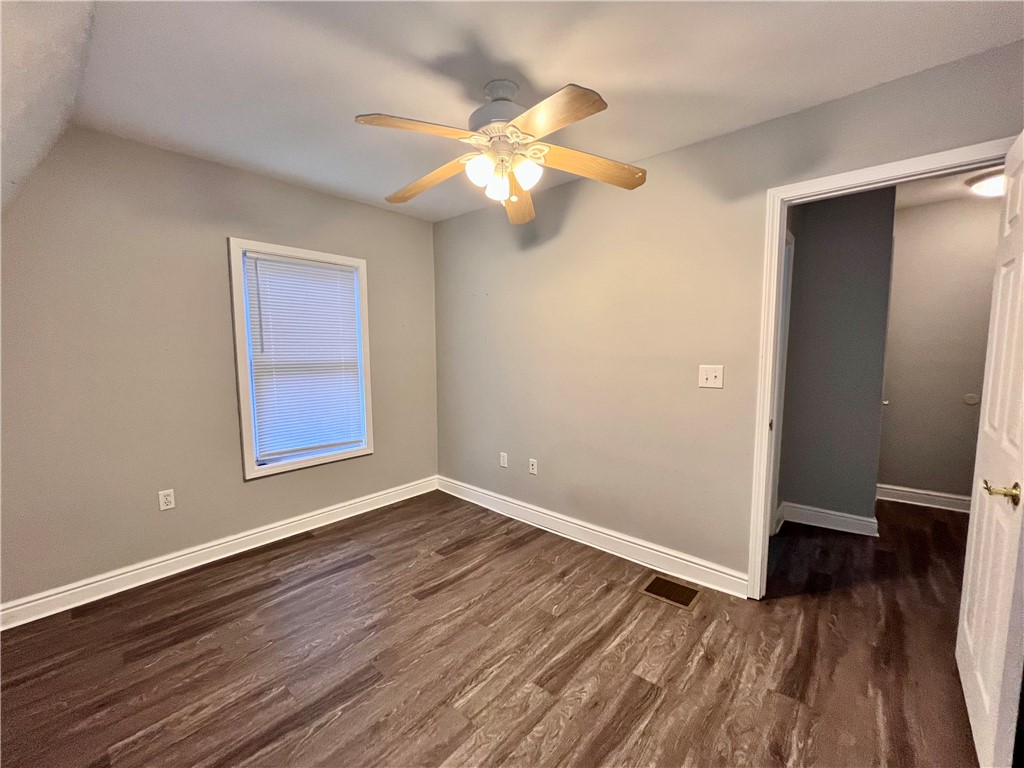 Sewickley, Pennsylvania 15143, United States, 2 Bedrooms Bedrooms, ,1 BathroomBathrooms,Residential,Active,88221
