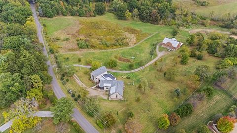 174 Barberry Rd Sewickley Heights PA 15143