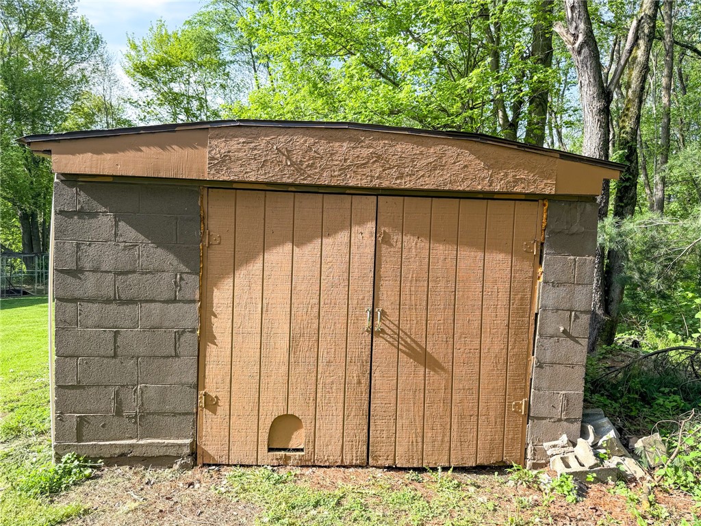 155 Elm St, Saint Clair, Pennsylvania image 38