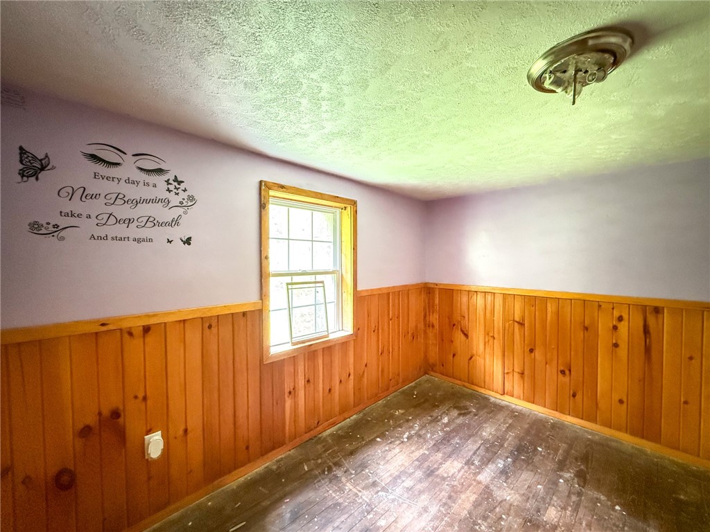 155 Elm St, Saint Clair, Pennsylvania image 25