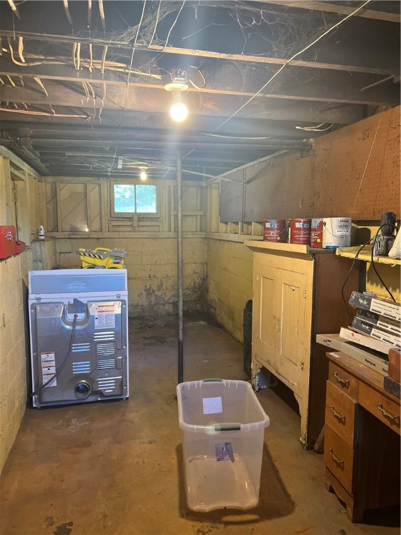 Blairsville Area, Pennsylvania 15717, United States, 3 Bedrooms Bedrooms, ,2 BathroomsBathrooms,Residential,Contingent,53231