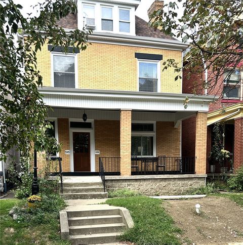 Photo of 5915 Alder St #1, Shadyside, PA 15232 (MLS # 1752781)