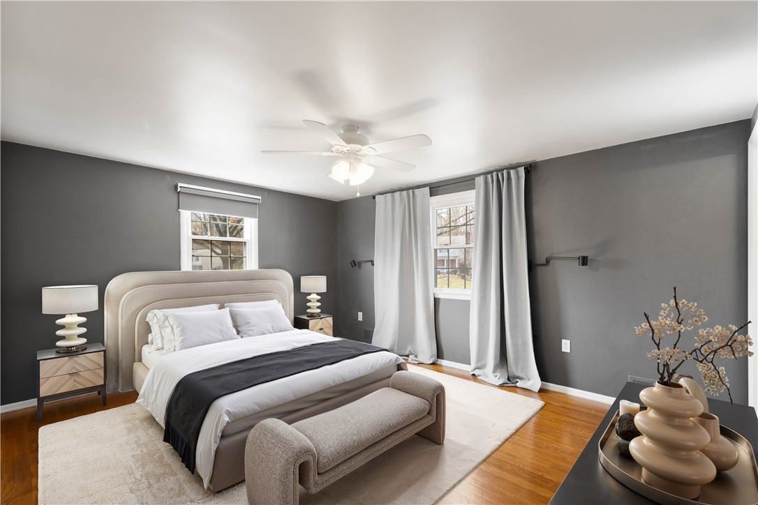 Upper St. Clair, Pennsylvania 15241, United States, 5 Bedrooms Bedrooms, ,3 BathroomsBathrooms,Residential,Pending,90016