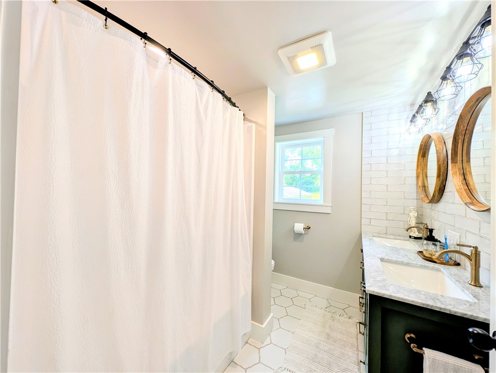 Derry Twp, Pennsylvania 15627, United States, 5 Bedrooms Bedrooms, ,2 BathroomsBathrooms,Residential,Active,147243