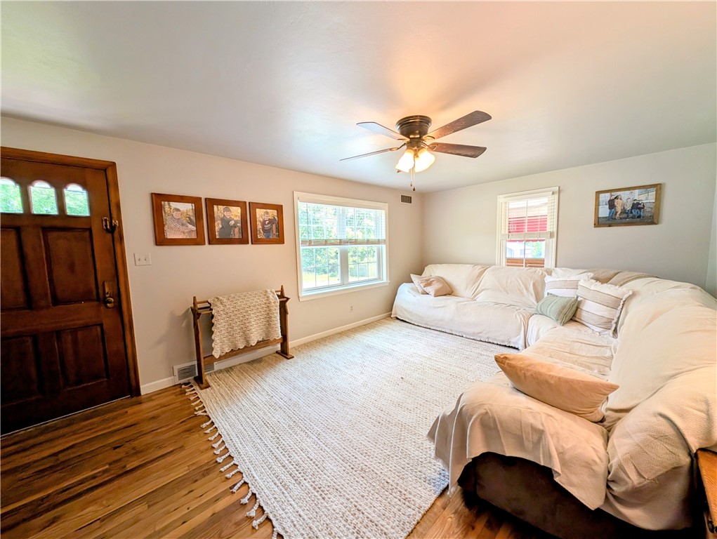 Derry Twp, Pennsylvania 15627, United States, 5 Bedrooms Bedrooms, ,2 BathroomsBathrooms,Residential,Active,147243