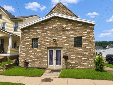 Photo for 539 4th Ave.