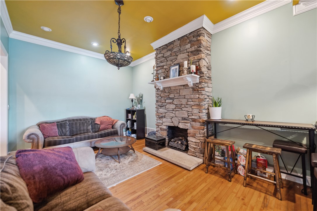 South Side, Pennsylvania 15203, United States, 3 Bedrooms Bedrooms, ,3 BathroomsBathrooms,Residential,Active,35677
