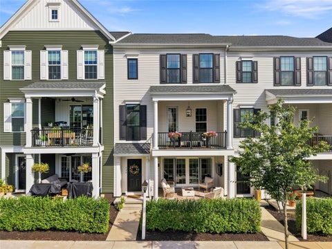 Townhouse For Sale - 124 Gress Rd Rd<br/> Cranberry Twp, PA 16066