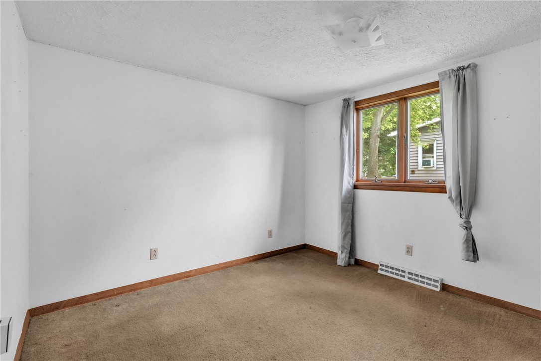 City Of But NW, Pennsylvania 16001, United States, 3 Bedrooms Bedrooms, ,2 BathroomsBathrooms,Residential,Active,141842