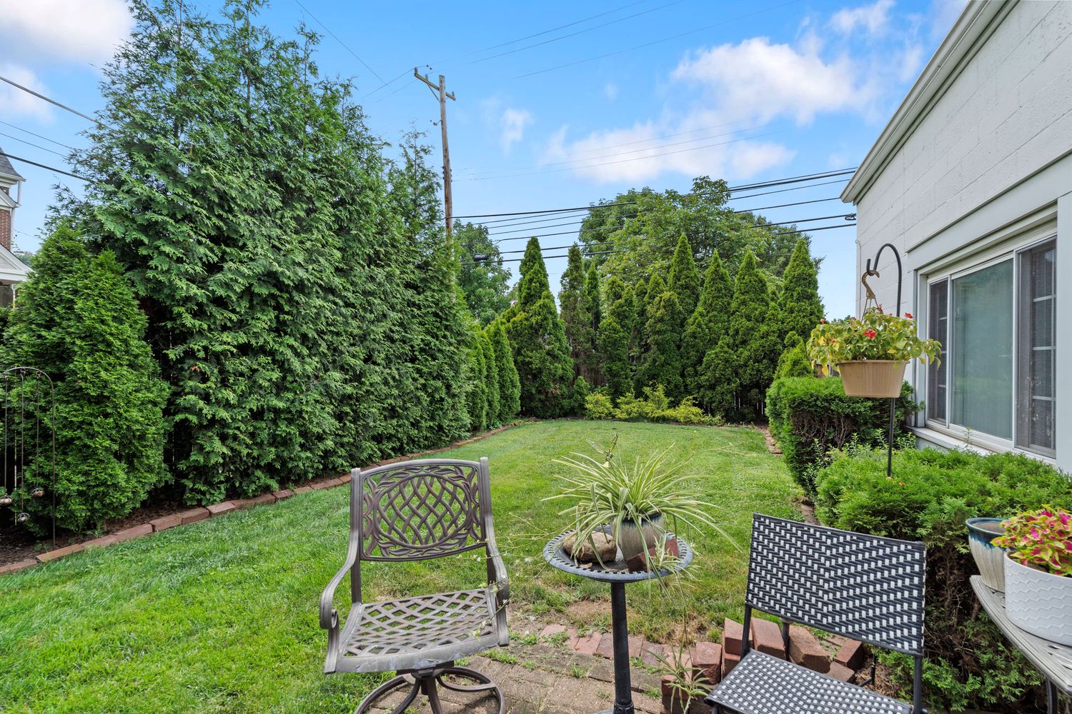 604 Charette Place