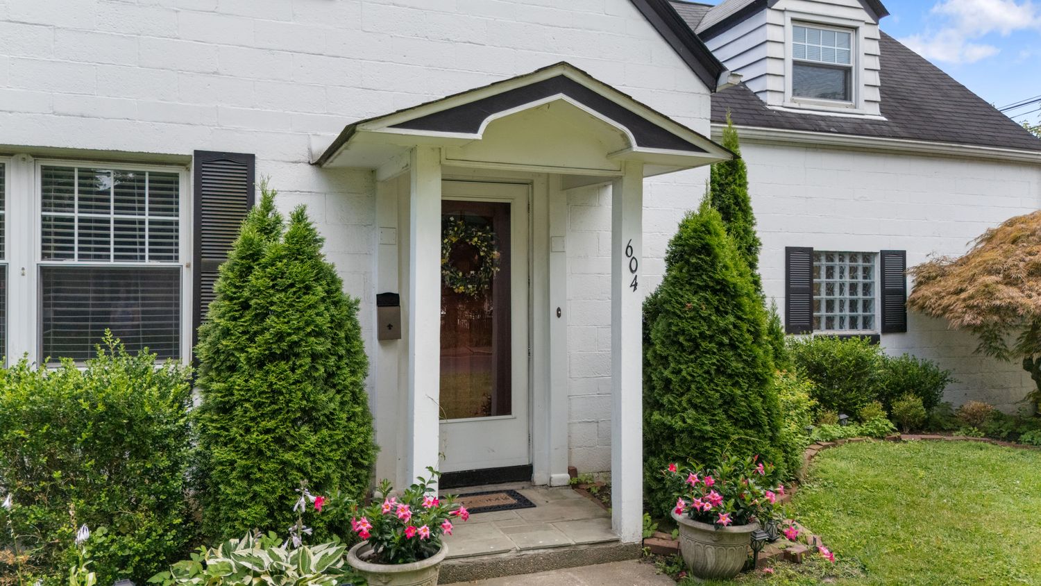 604 Charette Place