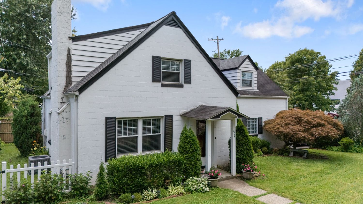 604 Charette Place
