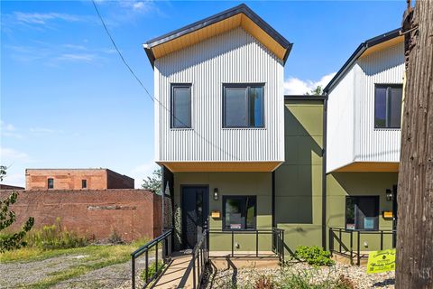 Photo of 4824 Chatsworth Ave, Pittsburgh, PA 15207 (MLS # 1737599)