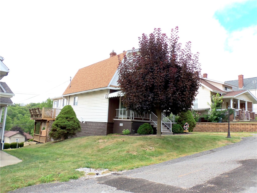 Smith, Pennsylvania 15054, United States, 3 Bedrooms Bedrooms, ,2 BathroomsBathrooms,Residential,Active,196368