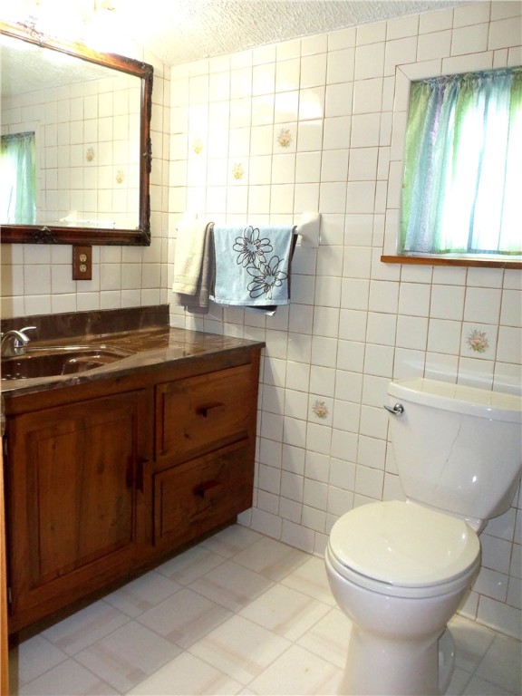 Smith, Pennsylvania 15054, United States, 3 Bedrooms Bedrooms, ,2 BathroomsBathrooms,Residential,Active,196368